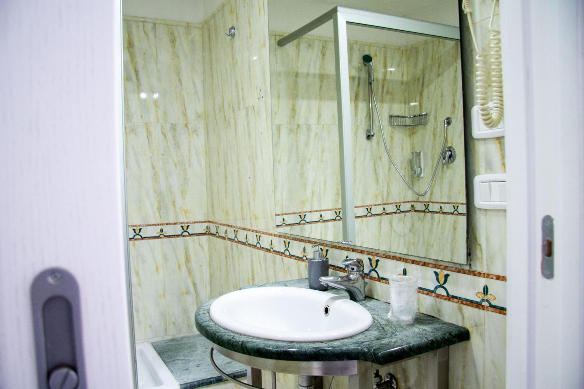 Bed & Breakfast Pisacane Family Napels